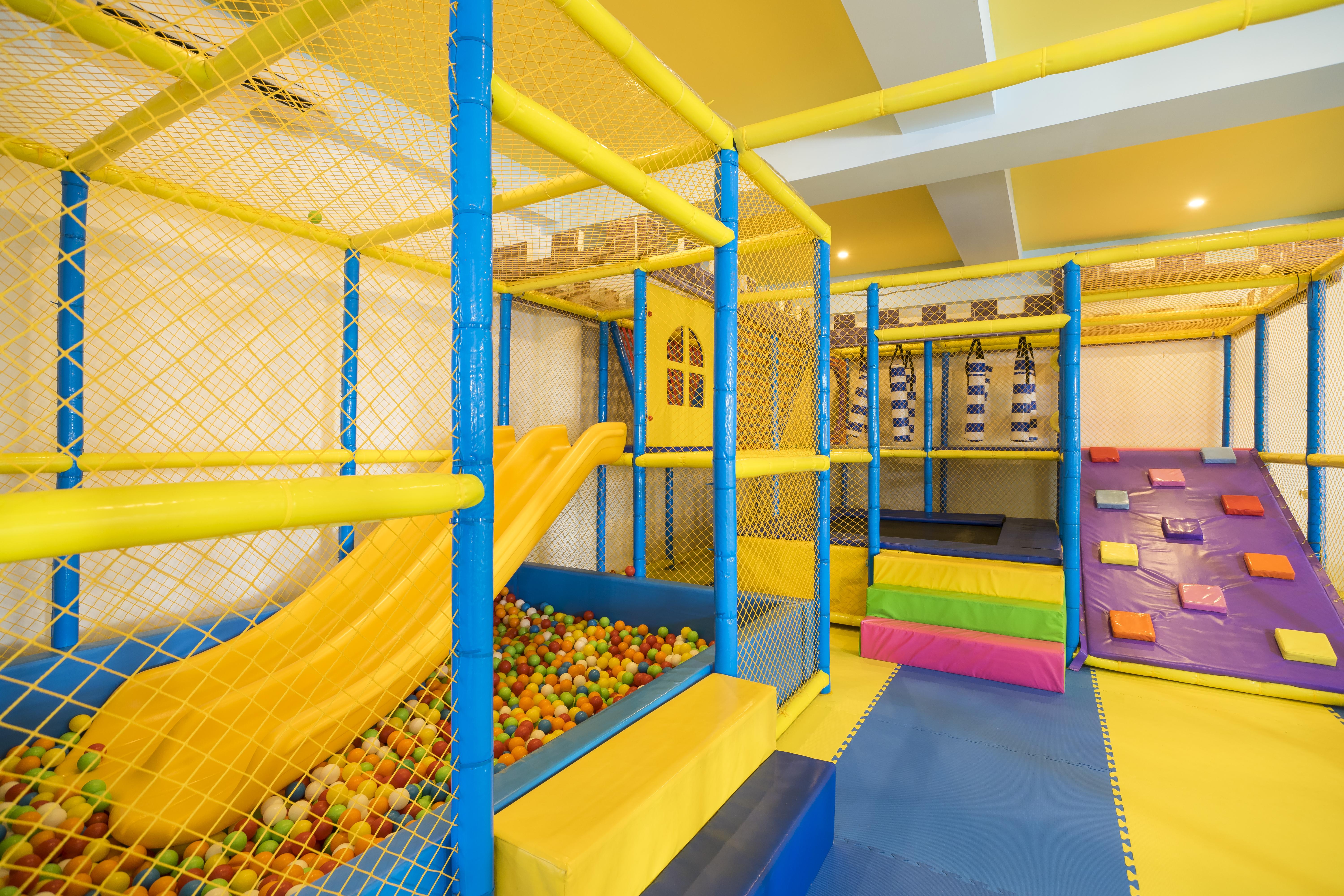 Grand Mirage Resort & Thalasso Bali Nusa Dua  Dış mekan fotoğraf An indoor playground in Japan